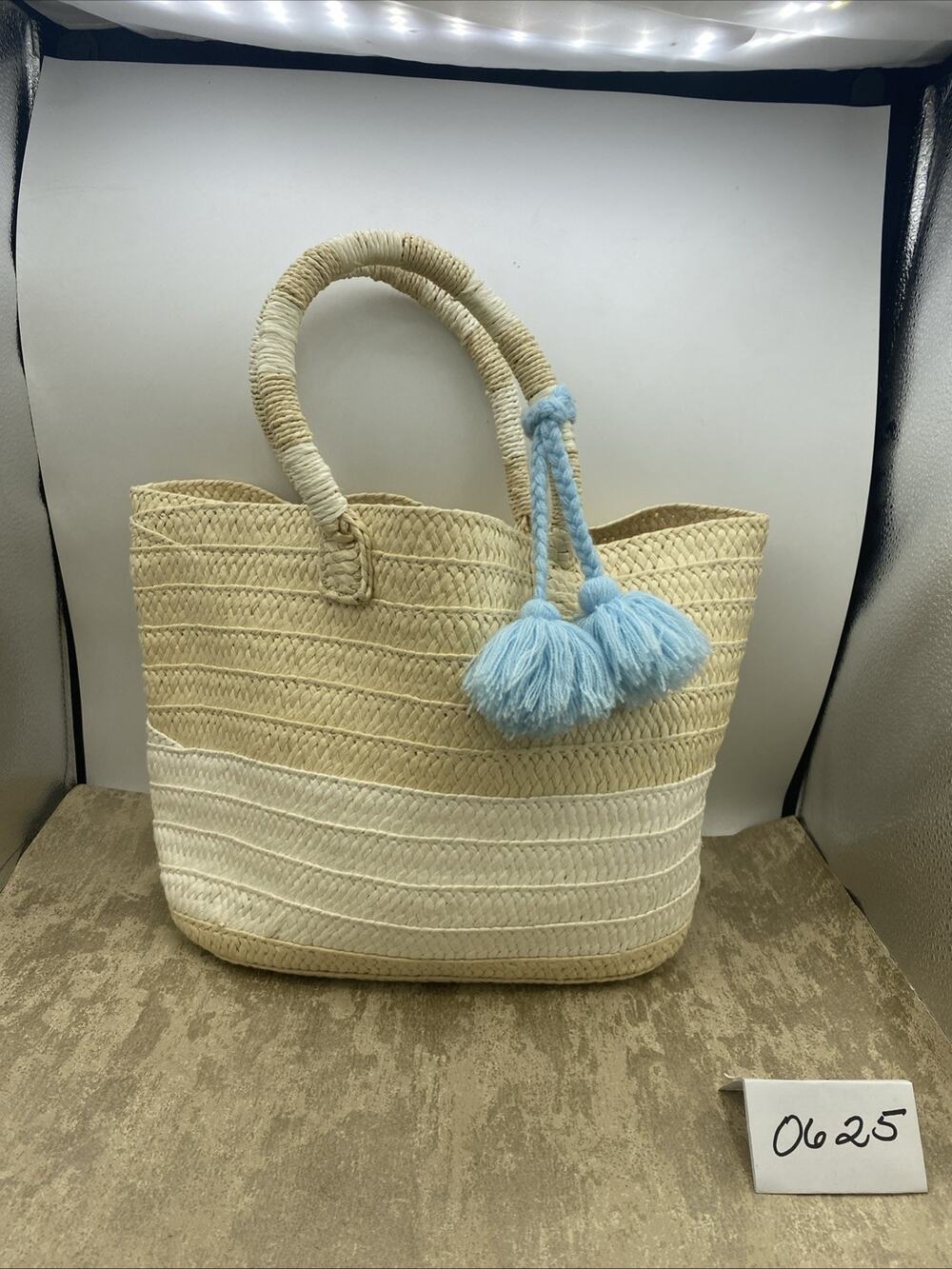 ALTRU 100% Paper Straw Tote Bag Purse For Beach/Shopping 16" X 10" Tan/White
